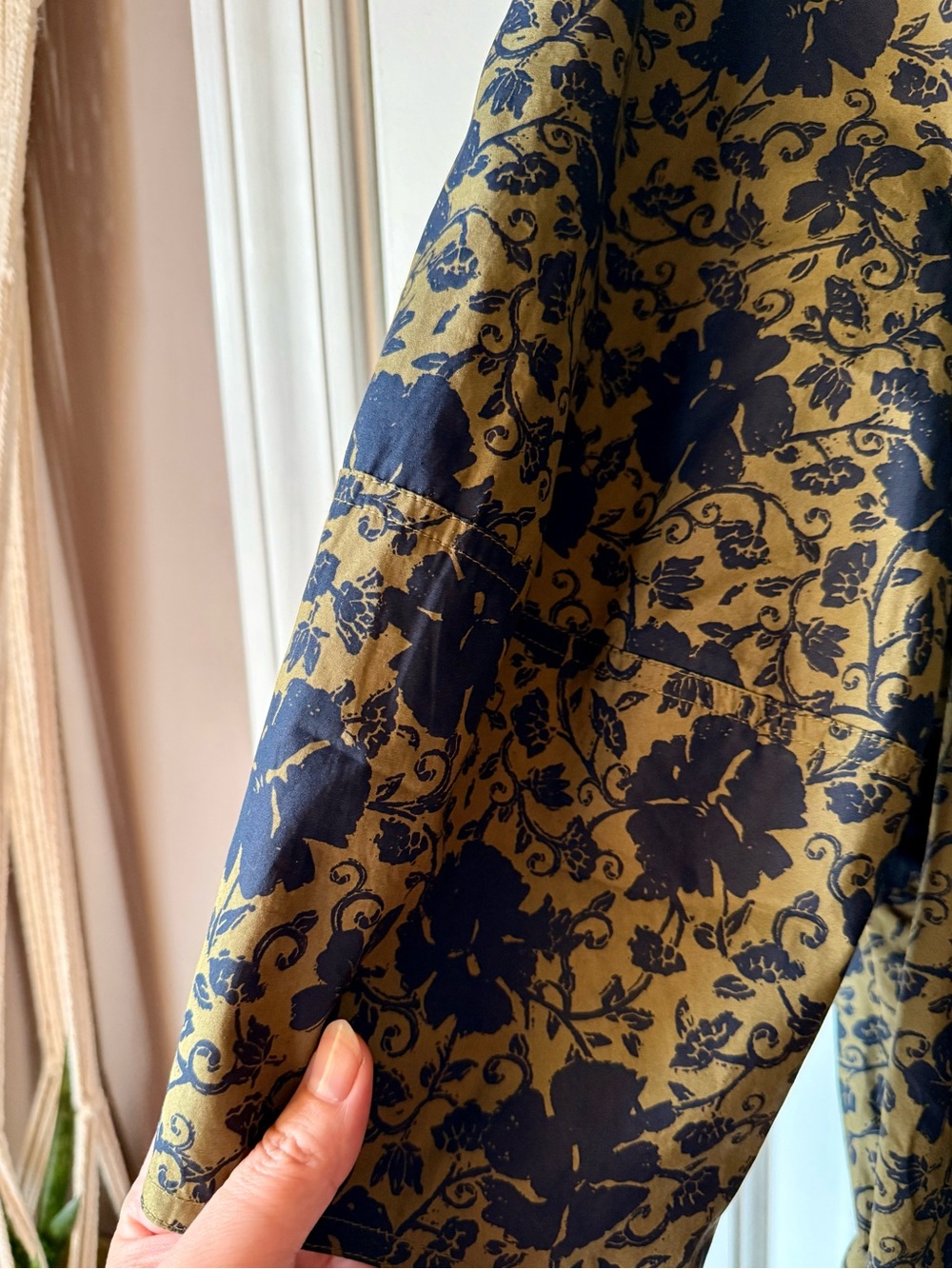 Madewell Sculptural Sleeve Dress - Picture 5 of 5
